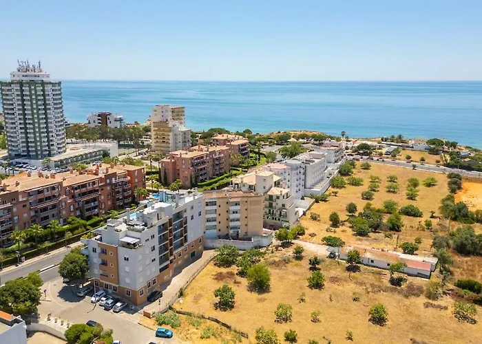 Spacious With Seaviews *