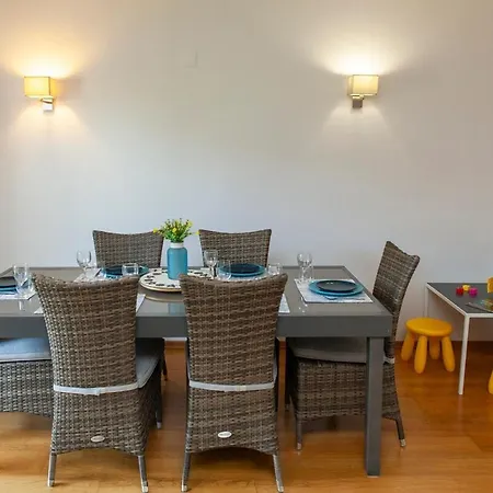 Spacious With Seaviews Appartement *