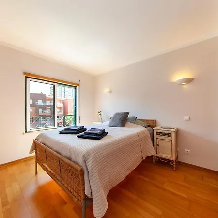 דירה Spacious With Seaviews