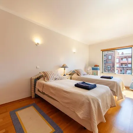 Apartamento Spacious With Seaviews Portimão